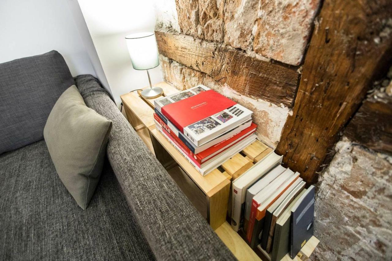 Apartamento Intimate And Artistic Flat Wifi Puerta Del Sol Madrid Exterior foto
